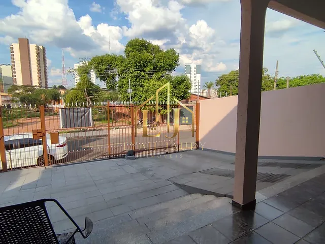 Casa com 360m² 4 quartos e 3 banheiros, para alugar, no bairro CENTRO NORTE em Cuiabá