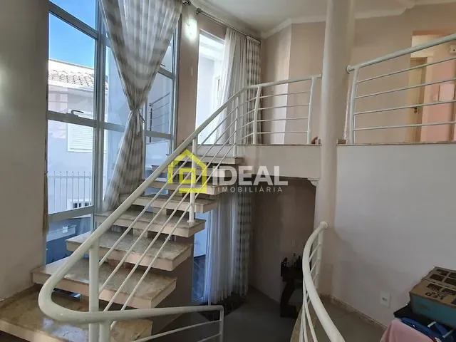 Casa 4 quartos e 3 banheiros, à venda, no bairro Cinquentenário em Concórdia