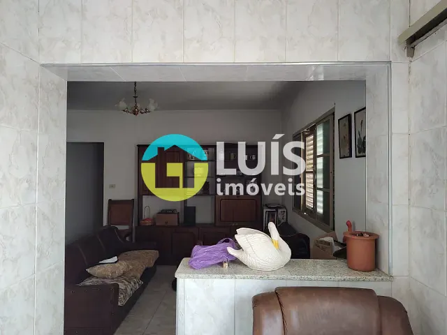 Casa 2 quartos e 2 banheiros, à venda, no bairro Centro em Guaranésia
