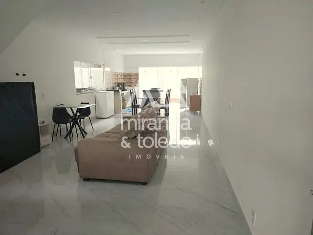 Casa com 180m² 3 quartos e 4 banheiros, à venda, no bairro Jardim Boa Vista em Guarapari