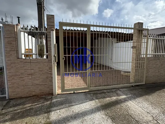 Casa 2 quartos e 1 banheiro, para alugar, no bairro Parque Olinda em Gravataí