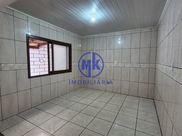 Casa 2 quartos e 1 banheiro, para alugar, no bairro Parque Olinda em Gravataí