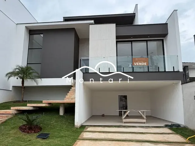 Casa 3 quartos e 5 banheiros, à venda, no bairro Jardim Amália em Volta Redonda