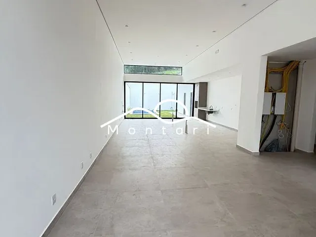 Casa 3 quartos e 5 banheiros, à venda, no bairro Jardim Amália em Volta Redonda