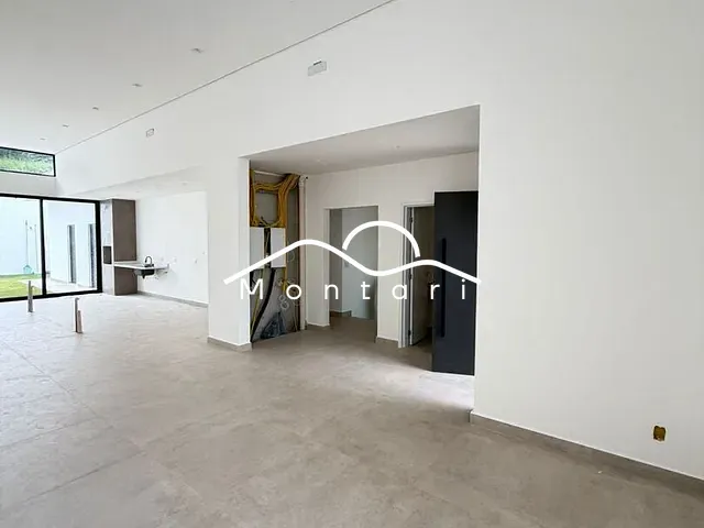 Casa 3 quartos e 5 banheiros, à venda, no bairro Jardim Amália em Volta Redonda