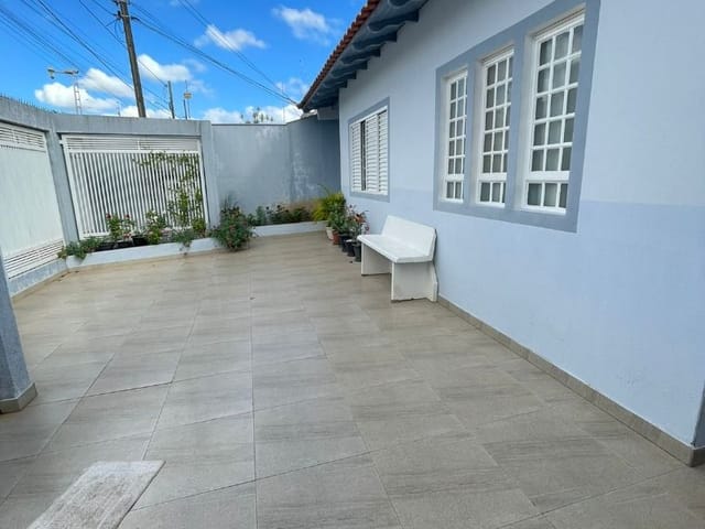 Casa com 357m² 3 quartos e 4 banheiros, à venda, no bairro Vl Salome em Cambé