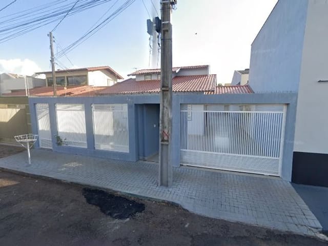 Casa com 357m² 3 quartos e 4 banheiros, à venda, no bairro Vl Salome em Cambé