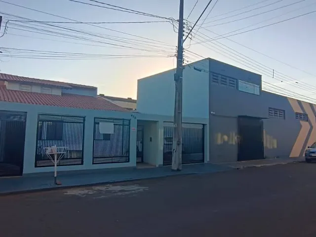 Casa com 357m² 3 quartos e 4 banheiros, à venda, no bairro Vl Salome em Cambé