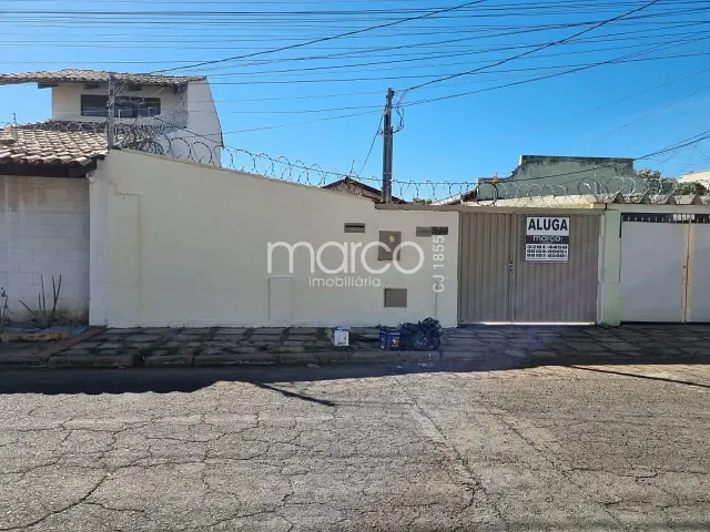 Casa 3 quartos e 1 banheiro, para alugar, no bairro Setor Coimbra em Goiânia