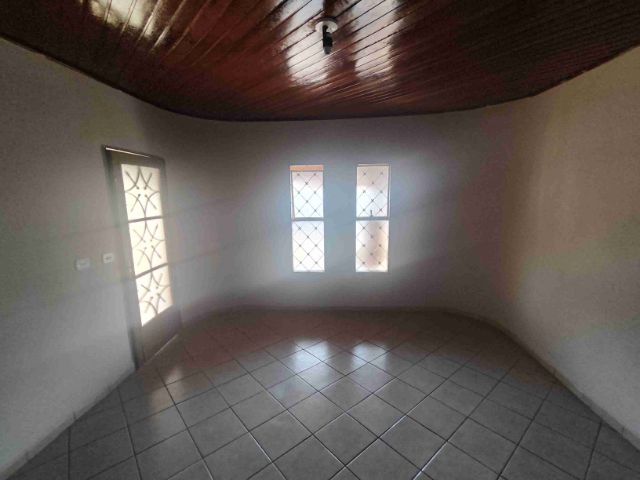 Casa 2 quartos e 1 banheiro, à venda, no bairro Conjunto Habitacional Emílio Mininel em Fernandópolis