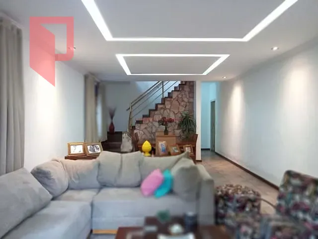 Casa com 360m² 4 quartos e 3 banheiros, à venda, no bairro Itapoã em Belo Horizonte