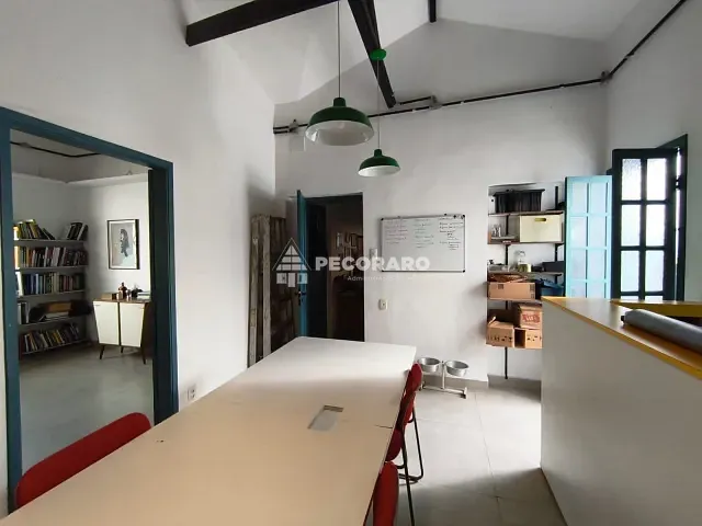 Casa para alugar, no bairro Pinheiros em São Paulo