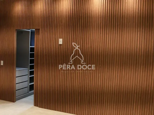 Casa 3 quartos e 5 banheiros, à venda, no bairro Jardim do Lago em Uberaba