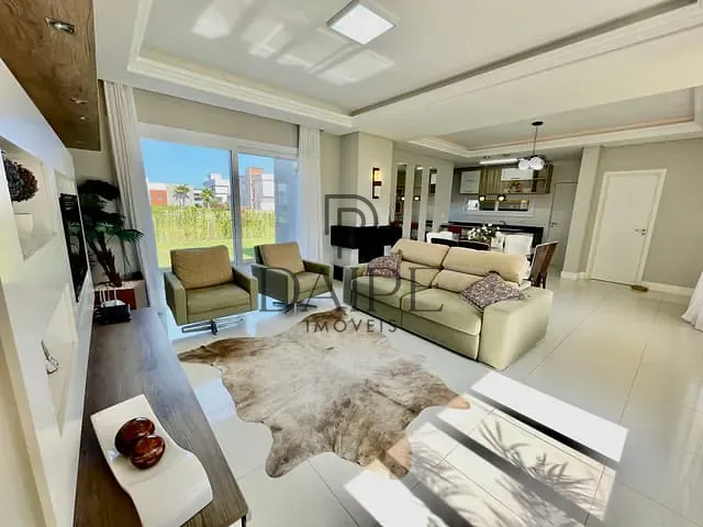 Casa com 800m² 3 quartos e 2 banheiros, à venda, no bairro Atlântida-Sul em Xangri-Lá