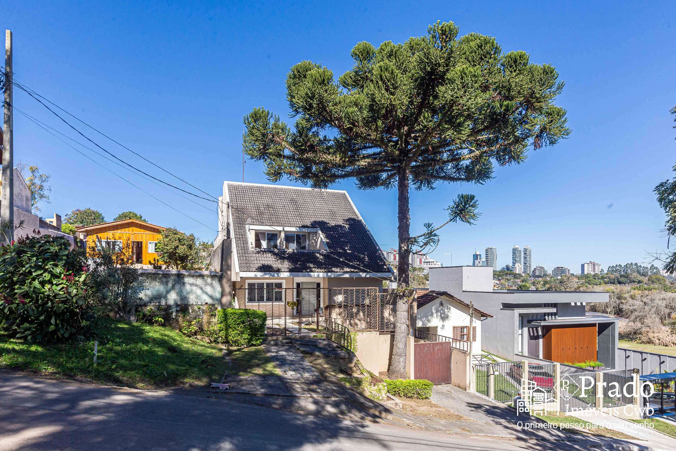 Casa à venda com 4 quartos, 567m² - Foto 2