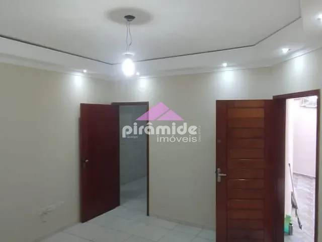 Casa com 70m² 2 quartos e 1 banheiro, à venda, no bairro Vila Rica em São José dos Campos