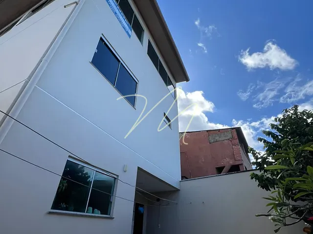 Casa 3 quartos e 2 banheiros, à venda, no bairro Pontal em Ilhéus