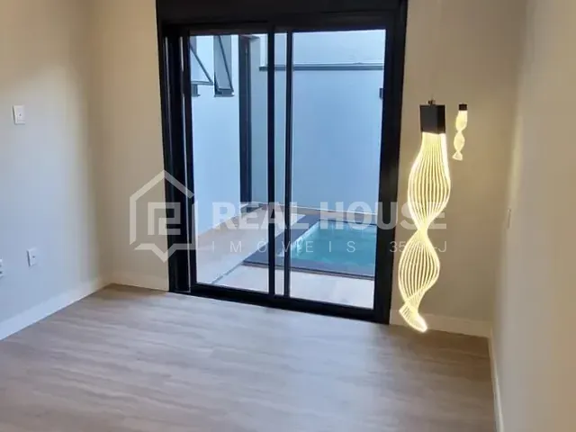 Casa com 200m² 3 quartos e 3 banheiros, à venda, no bairro Jardim Novo Horizonte em Sorocaba