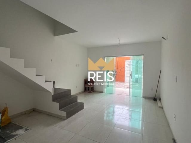 Casa com 92m² 2 quartos e 1 banheiro, à venda, no bairro Campo Grande em Rio de Janeiro