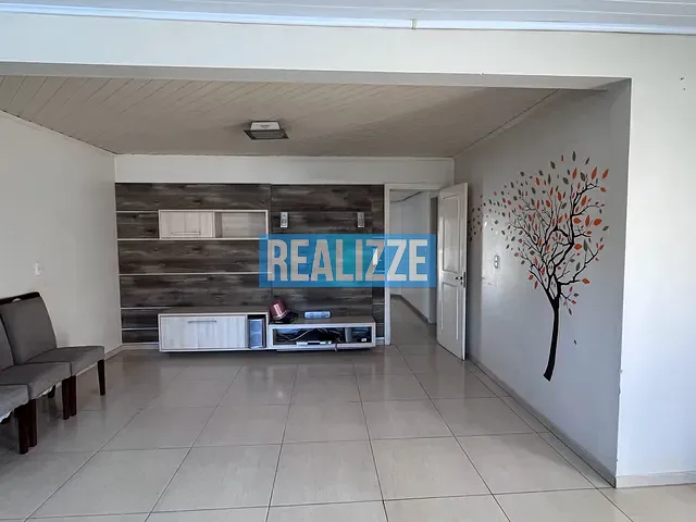Casa com 400m² 3 quartos e 1 banheiro, à venda, no bairro Santa Lúcia em Marau