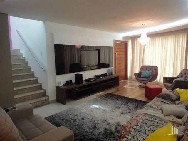 Casa com 407m² 3 quartos e 5 banheiros, à venda, no bairro Residencial Damha em Campo Grande