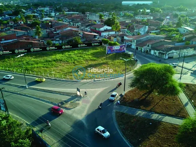 Terreno à venda, no bairro Outra Banda em Maranguape