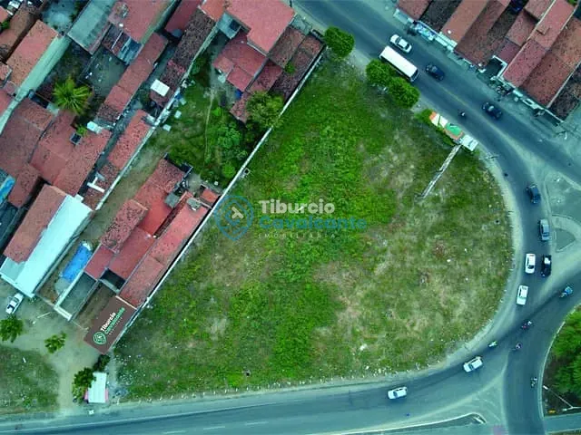 Terreno à venda, no bairro Outra Banda em Maranguape