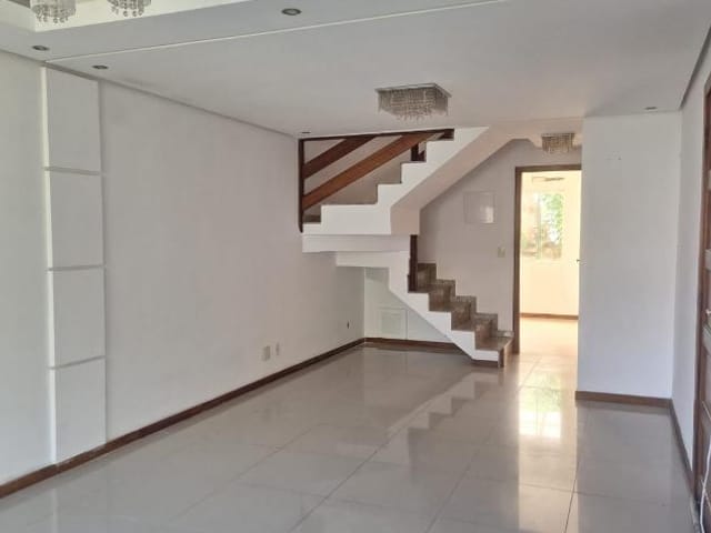 Casa com 180m² 3 quartos e 3 banheiros, à venda, no bairro Recreio em Rio das Ostras