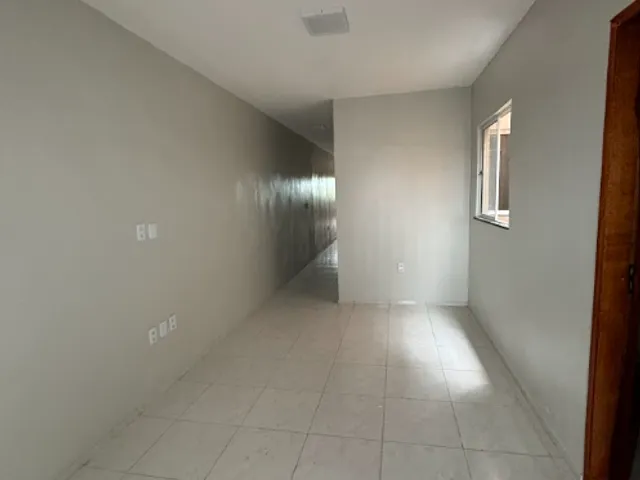 Casa 2 quartos e 2 banheiros, para alugar, no bairro Coração de Jesus em Sobral