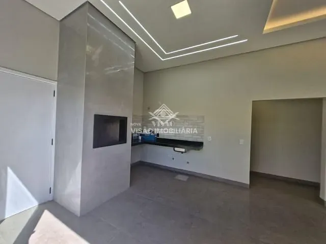 Casa com 210m² 2 quartos e 1 banheiro, à venda, no bairro Jardim Curitiba em Sinop