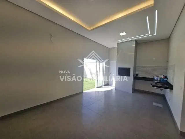 Casa com 210m² 2 quartos e 1 banheiro, à venda, no bairro Jardim Curitiba em Sinop