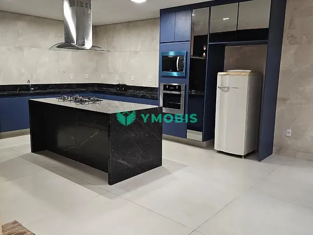 Casa 3 quartos e 3 banheiros, à venda, no bairro Setor Habitacional Arniqueira (Águas Claras) em Brasília