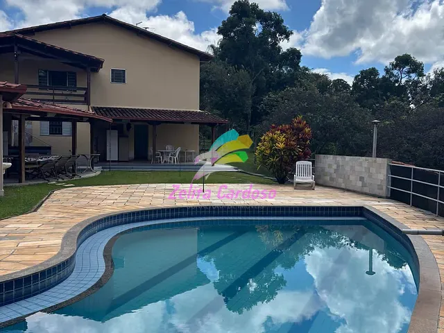 Casa com 3000m² 4 quartos e 7 banheiros, à venda, no bairro Condomínio Vale do Ouro em Ribeirão das Neves