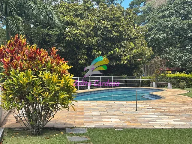 Casa com 3000m² 4 quartos e 7 banheiros, à venda, no bairro Condomínio Vale do Ouro em Ribeirão das Neves