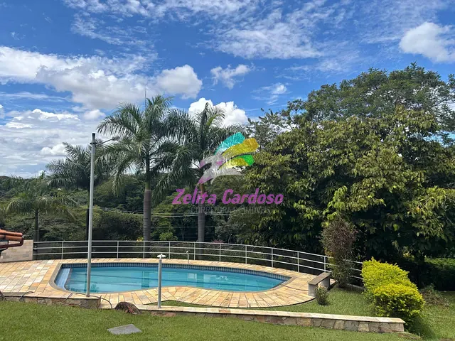 Casa com 3000m² 4 quartos e 7 banheiros, à venda, no bairro Condomínio Vale do Ouro em Ribeirão das Neves