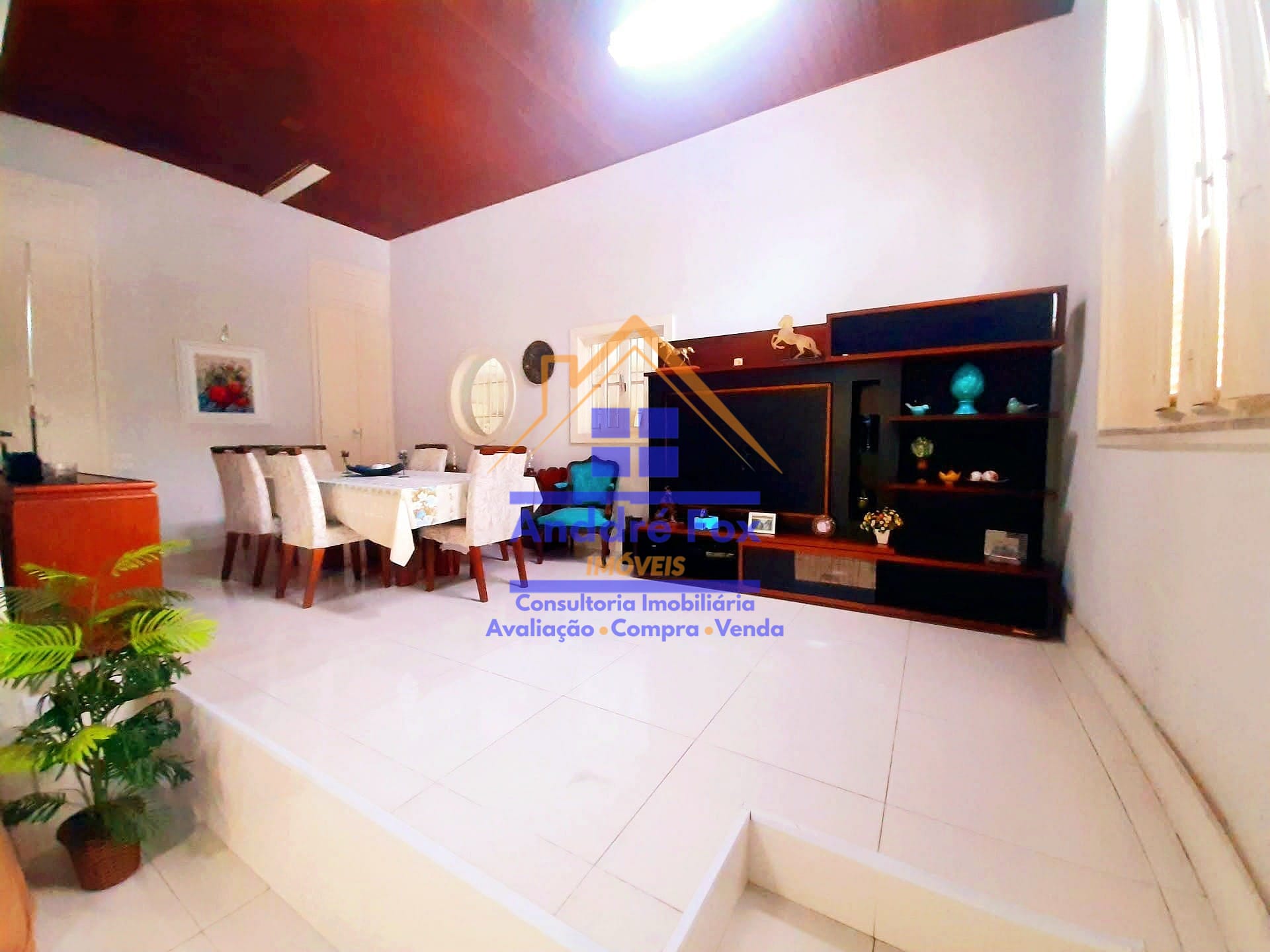 Casa, 5 quartos, 215 m² - Foto 4