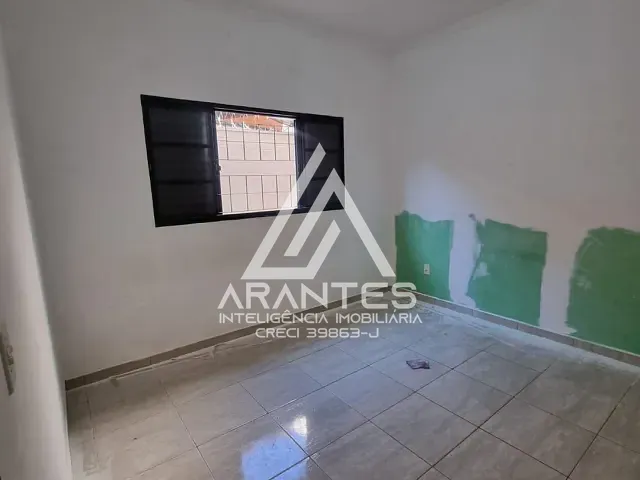 Casa 2 quartos e 1 banheiro, à venda, no bairro Aeroporto em Barretos