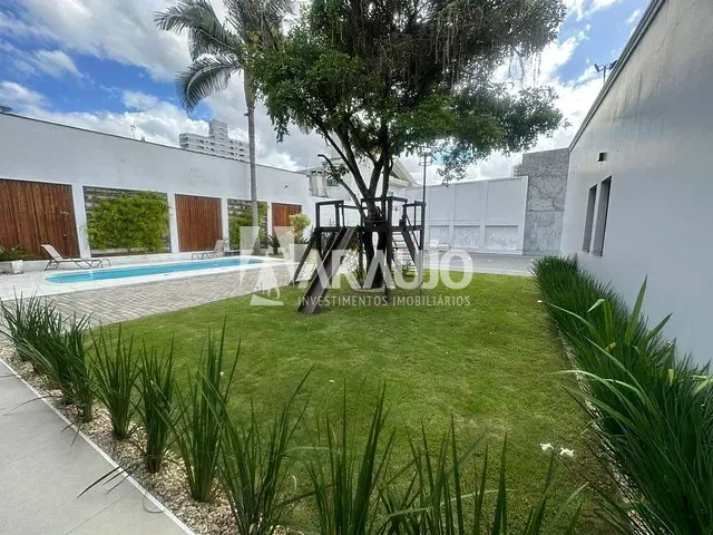 Casa com 735m² 2 quartos e 2 banheiros, à venda, no bairro Centro em Itajaí