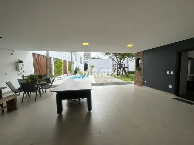Casa com 735m² 2 quartos e 2 banheiros, à venda, no bairro Centro em Itajaí