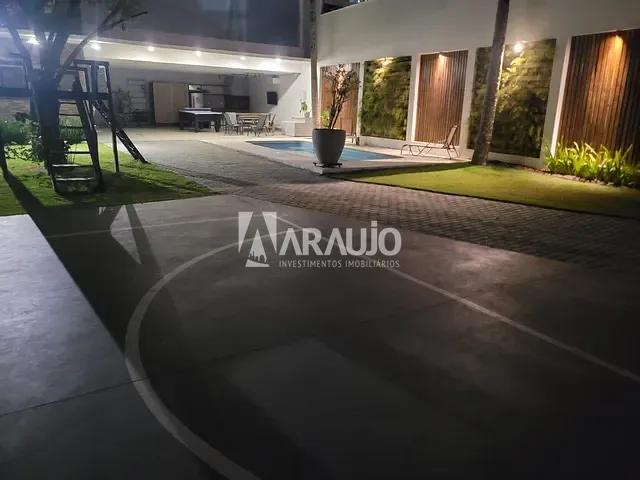Casa com 735m² 2 quartos e 2 banheiros, à venda, no bairro Centro em Itajaí