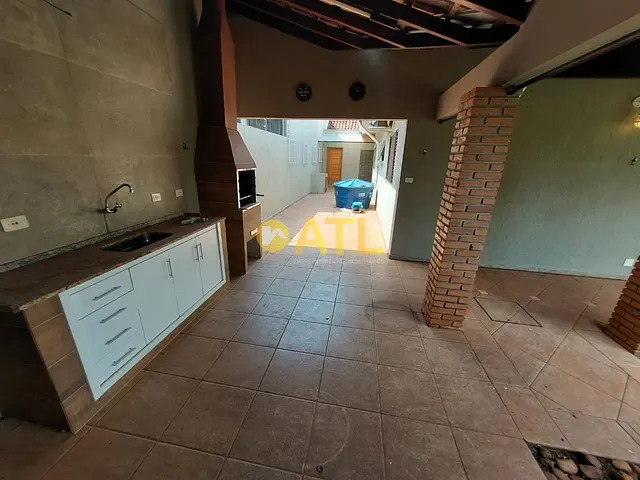 Casa com 360m² 3 quartos e 3 banheiros, à venda, no bairro Jardim Ouro Verde em Ourinhos
