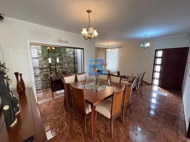 Casa 3 quartos e 3 banheiros, à venda ou para alugar, no bairro Giardino D  Itália em Itatiba