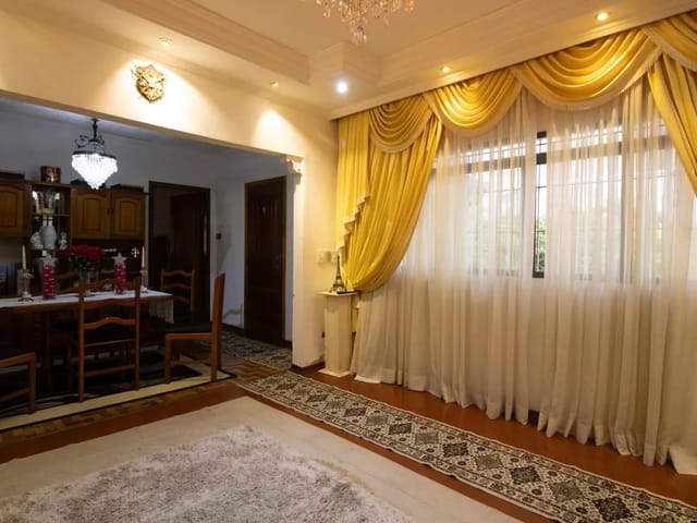 Casa com 480m² 2 quartos e 2 banheiros, à venda, no bairro Vila Granada em São Paulo