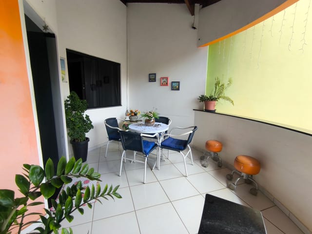 Casa 3 quartos e 2 banheiros, à venda, no bairro Grã-Duquesa em Governador Valadares