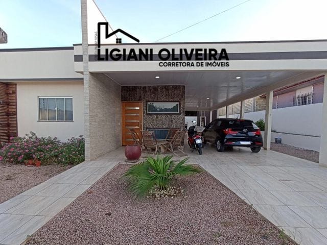 Casa com 450m² 3 quartos e 2 banheiros, à venda, no bairro Vista Alegre em Novo Progresso