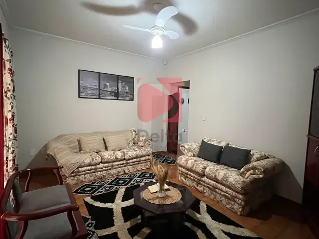 Casa 4 quartos e 2 banheiros, à venda, no bairro Jardim Margarida em Pirassununga