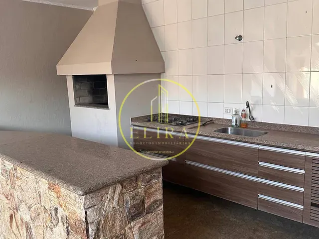 Casa com 1025m² 4 quartos e 6 banheiros, à venda, no bairro Vila Santa Catarina em Americana