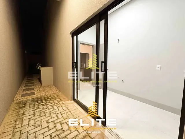 Casa 3 quartos e 3 banheiros, à venda, no bairro Flor do Cerrado em Sorriso