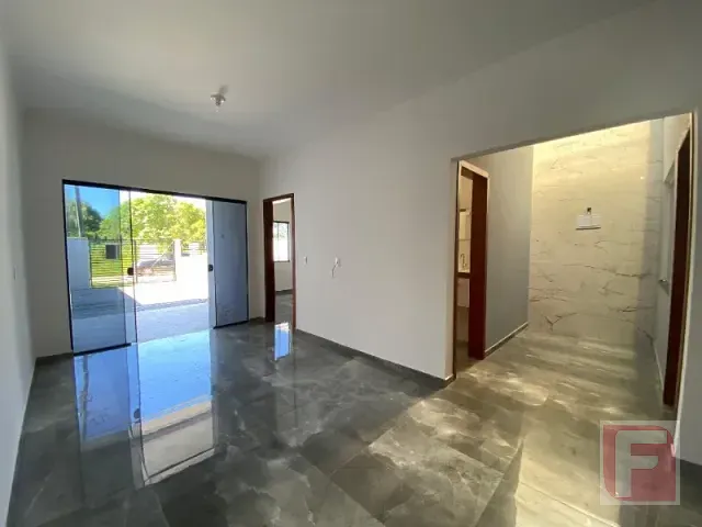 Casa 3 quartos e 1 banheiro, à venda, no bairro Pontal do Norte em Itapoá