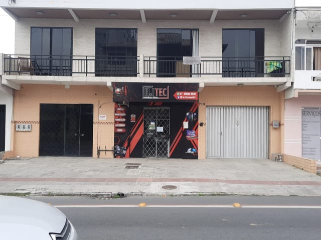 Casa com 300m² 4 quartos e 2 banheiros, à venda, no bairro São Vicente em Itajaí